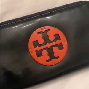 Tory Burch Zip Wallet
